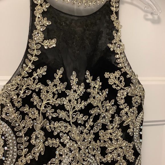 Mori Lee Gown - Picture 6 of 16